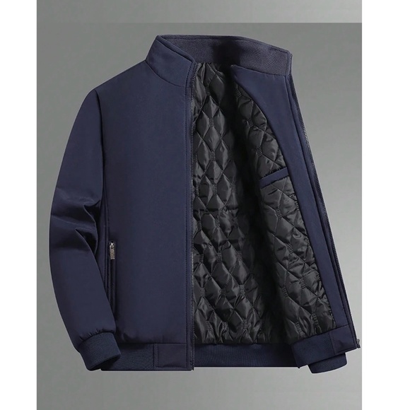 Classic Men’s Quilted Lined Pockets Zip up Jacket - Picture 4 of 6